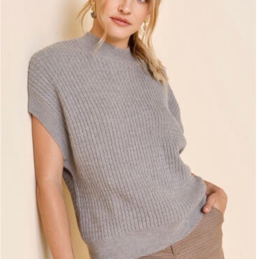 Francesca’s Oversized Sweater Vest || sz S/M